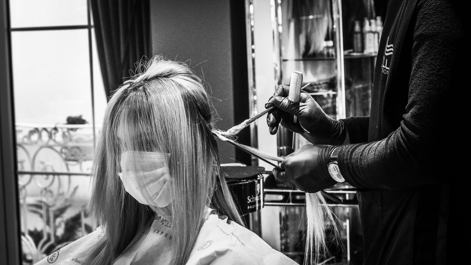 Im Salon Haar-Hofer in Monheim